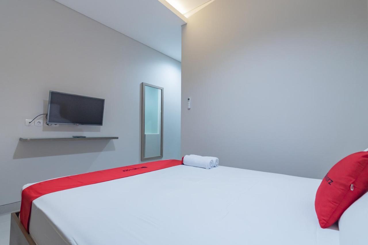 Reddoorz Plus @ Cirebon City Center Exterior foto